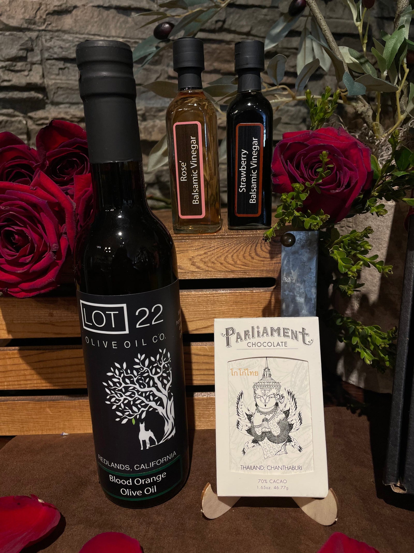 Inside the Bottle: The Balsamic Vinegar Ingredients That Shape Flavor, Texture, and Quality