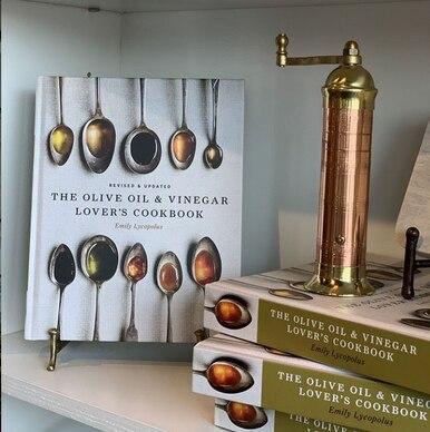  Cookbooks - Lot22oliveoil.com